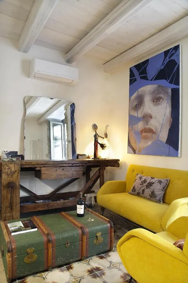 Nicotera Apartment Noto
