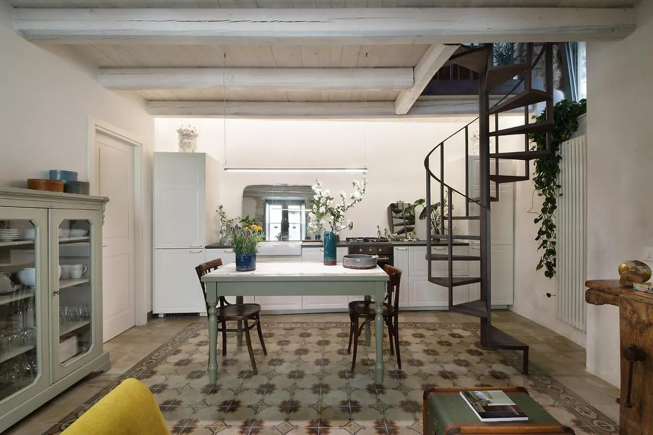 Nicotera Apartment Noto 0*,