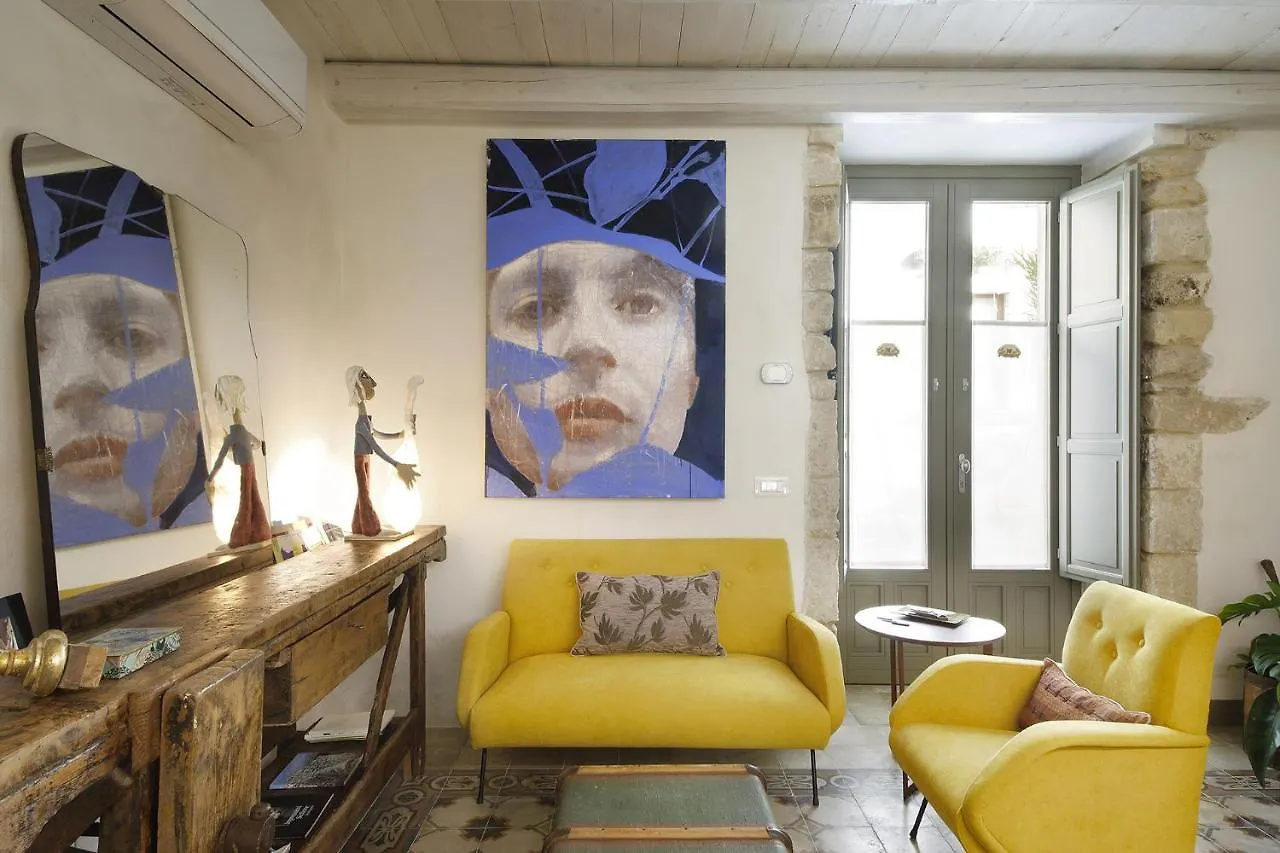 Nicotera Apartment Noto Italy